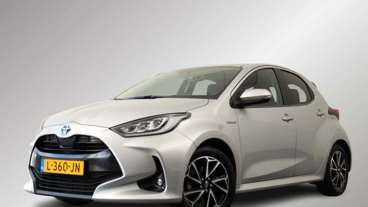 Toyota Yaris (2020) — foto 1