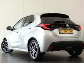 Toyota Yaris (2020) thumbnail 5