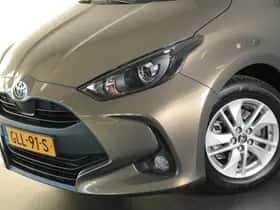 Toyota Yaris (2024) thumbnail 11
