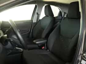 Toyota Yaris (2024) thumbnail 7