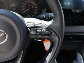 Toyota Yaris (2025) thumbnail 17