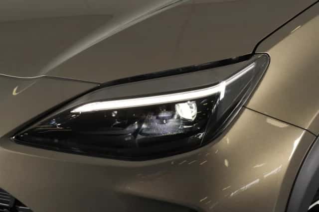 Toyota Yaris Cross (2022) thumbnail 3