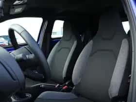 Toyota Aygo X (2024) thumbnail 6