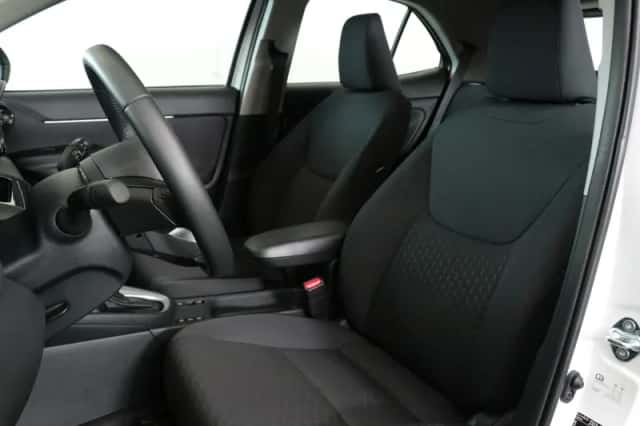 Toyota Yaris Cross (2025) thumbnail 6