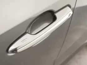 Toyota RAV4 (2023) thumbnail 36