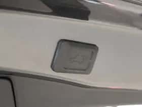 Toyota RAV4 (2023) thumbnail 37