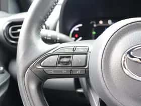 Toyota Yaris Cross (2022) thumbnail 12