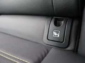 Toyota Yaris Cross (2022) thumbnail 35