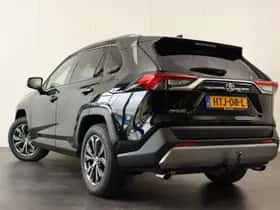 Toyota RAV4 (2024) thumbnail 2