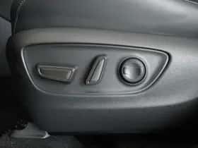 Toyota RAV4 (2024) thumbnail 33