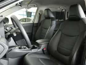 Toyota RAV4 (2024) thumbnail 9