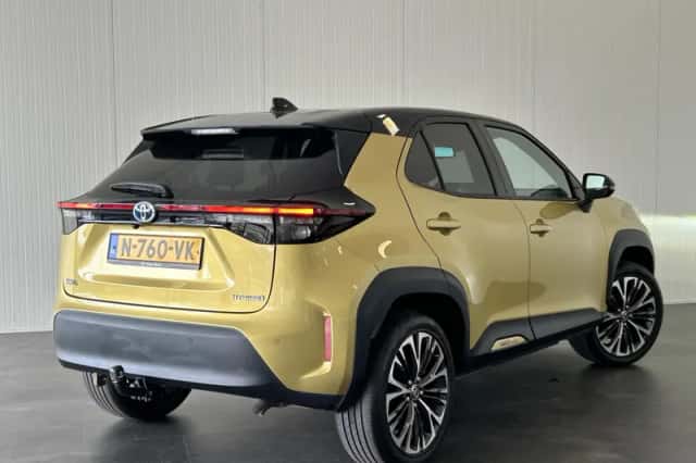 Toyota Yaris Cross (2022) thumbnail 2