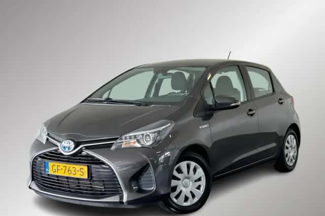 Toyota Yaris (2015) thumbnail 1