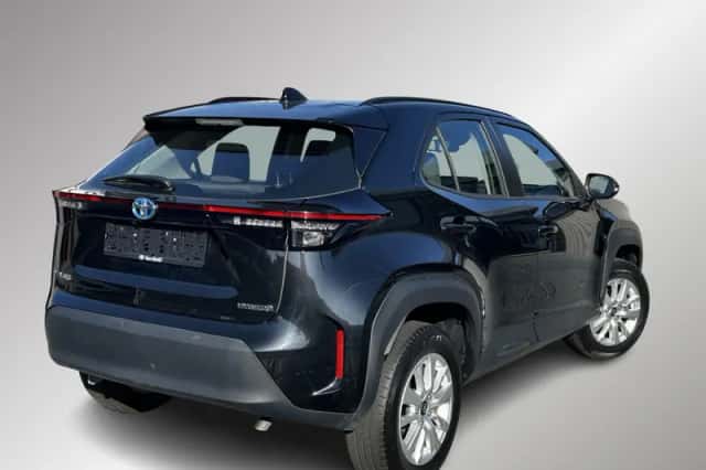 Toyota Yaris Cross (2023) thumbnail 2