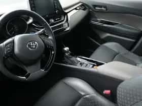 Toyota C-HR (2020) thumbnail 33