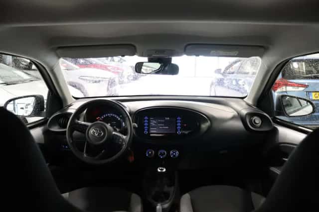 Toyota Aygo X (2022) thumbnail 3