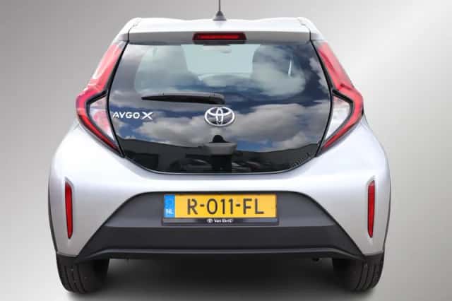 Toyota Aygo X (2022) thumbnail 4