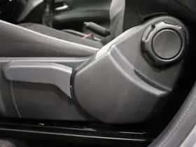 Toyota Aygo X (2022) thumbnail 8