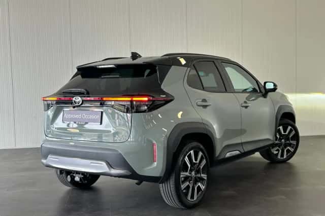 Toyota Yaris Cross (2024) thumbnail 2