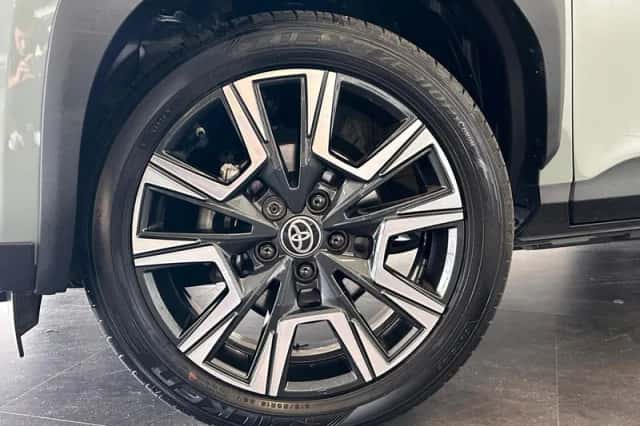 Toyota Yaris Cross (2024) thumbnail 5