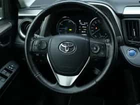 Toyota RAV4 (2018) thumbnail 20
