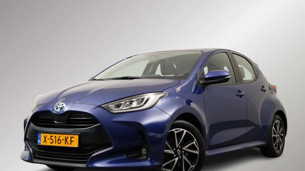 Toyota Yaris (2023) — foto 1