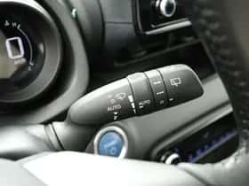 Toyota Yaris (2023) thumbnail 15