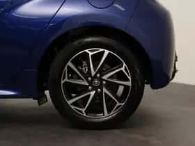 Toyota Yaris (2023) thumbnail 3