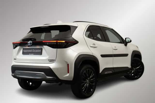 Toyota Yaris Cross (2023) thumbnail 2