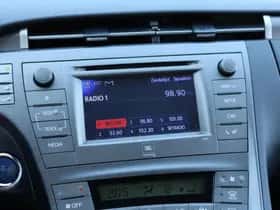 Toyota Prius (2013) thumbnail 13