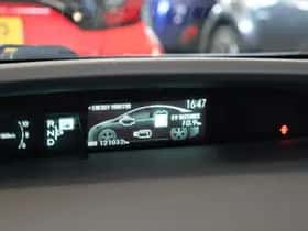 Toyota Prius (2013) thumbnail 22