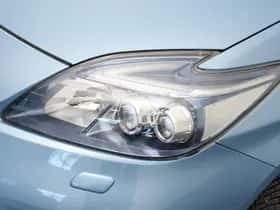 Toyota Prius (2013) thumbnail 32