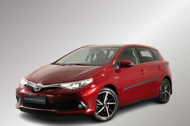 Toyota Auris (2017) thumbnail 1