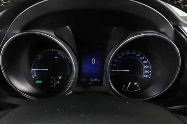 Toyota Auris (2017) thumbnail 5