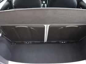 Toyota Aygo (2016) thumbnail 31