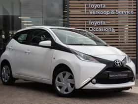Toyota Aygo (2016) thumbnail 8