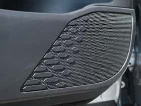 Toyota C-HR (2025) thumbnail 35