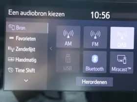 Toyota RAV4 (2022) thumbnail 8