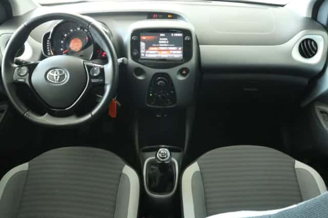Toyota Aygo (2019) thumbnail 6