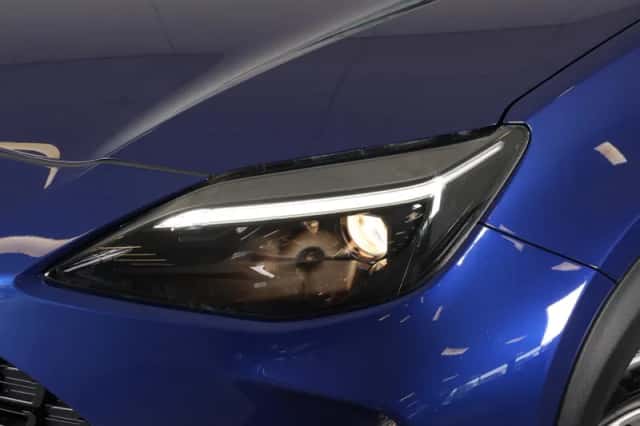 Toyota Yaris Cross (2023) thumbnail 3
