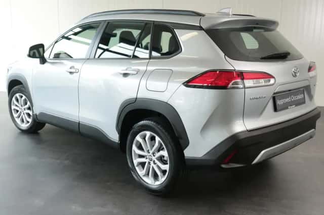 Toyota Corolla (2025) thumbnail 2