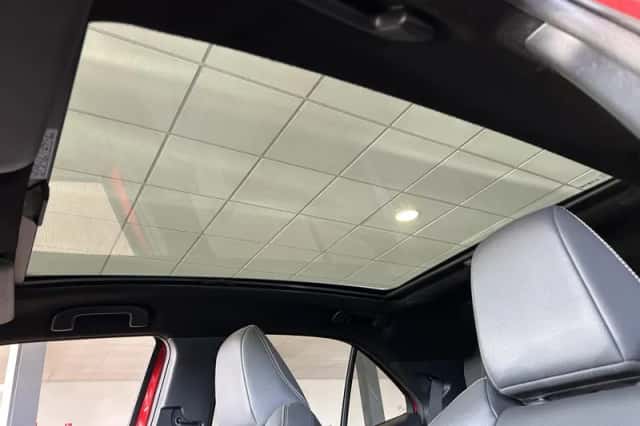 Toyota Yaris Cross (2022) thumbnail 6