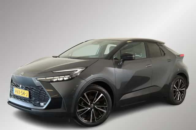 Toyota C-HR (2025) thumbnail 1