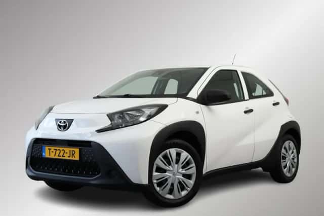 Toyota Aygo X (2023) thumbnail 1