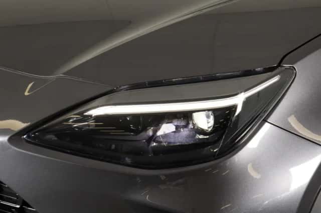 Toyota Yaris Cross (2024) thumbnail 3