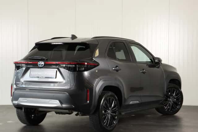 Toyota Yaris Cross (2024) thumbnail 5