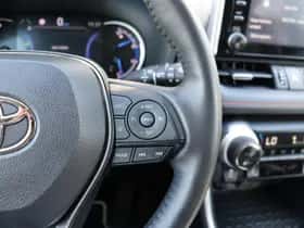Toyota RAV4 (2022) thumbnail 25