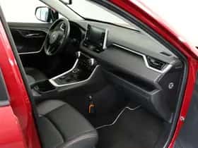 Toyota RAV4 (2022) thumbnail 4