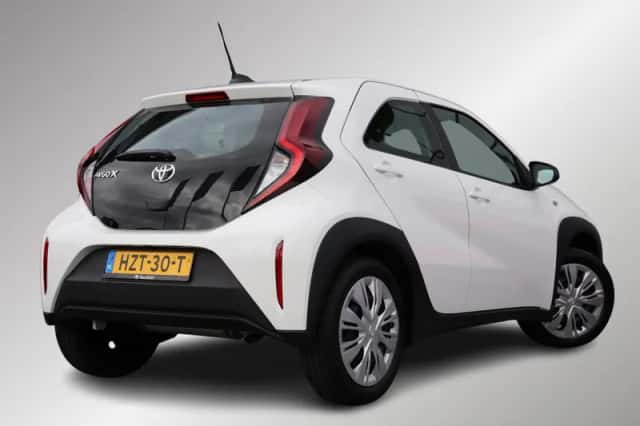 Toyota Aygo X (2025) thumbnail 2