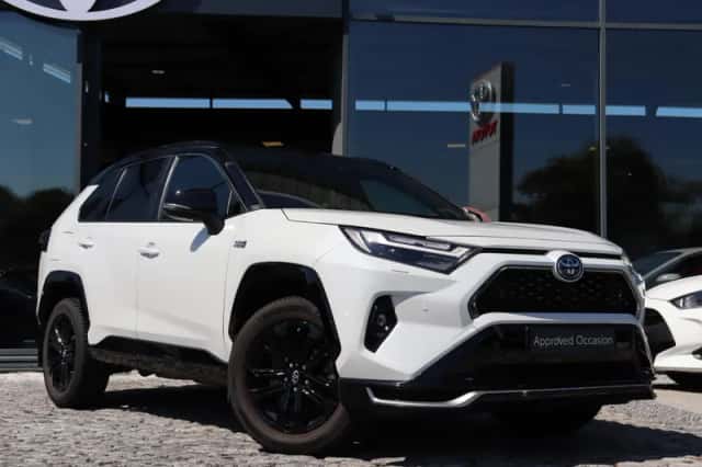 Toyota RAV4 (2023) thumbnail 6